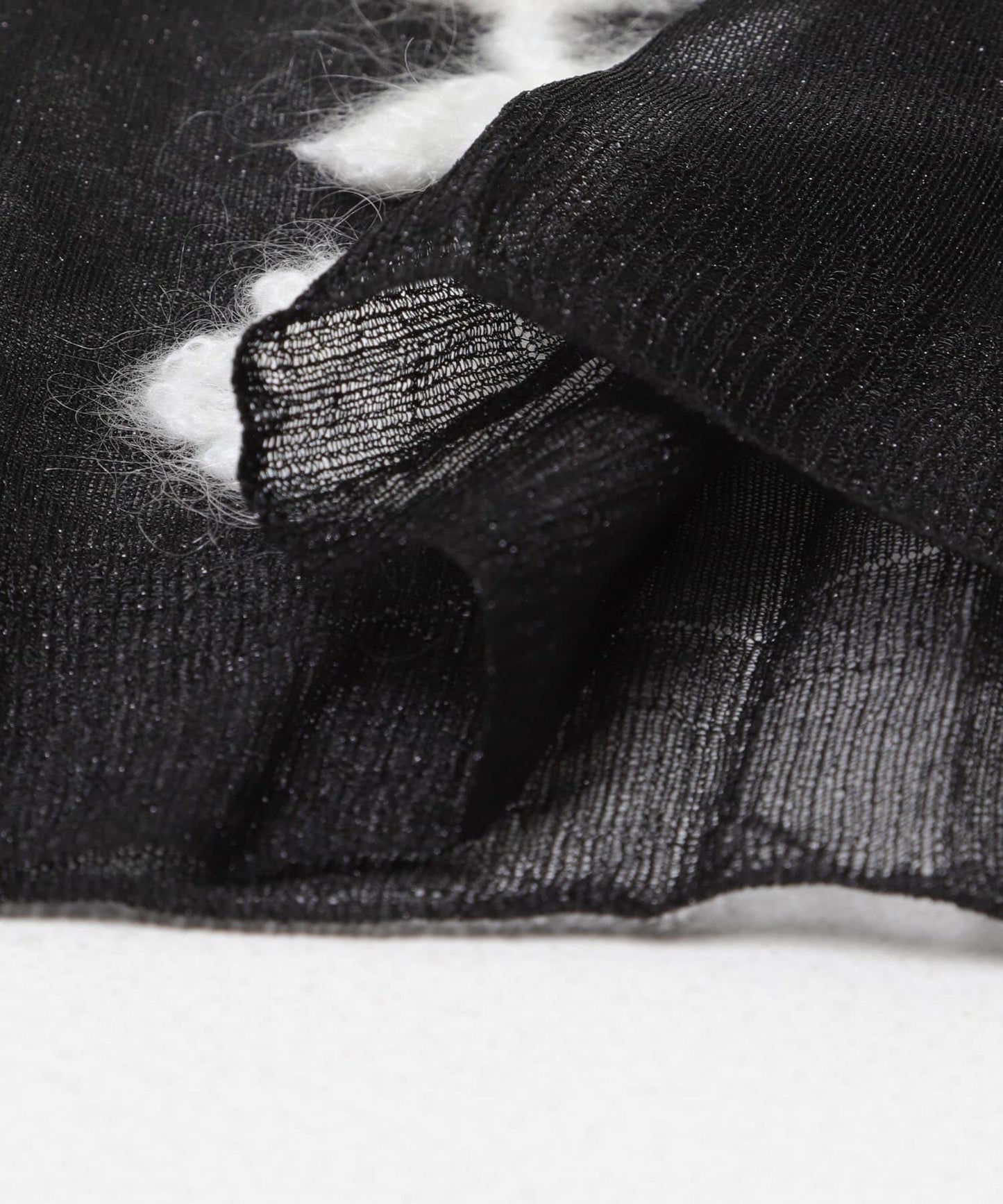 GANNI 花卉鉤針貼花