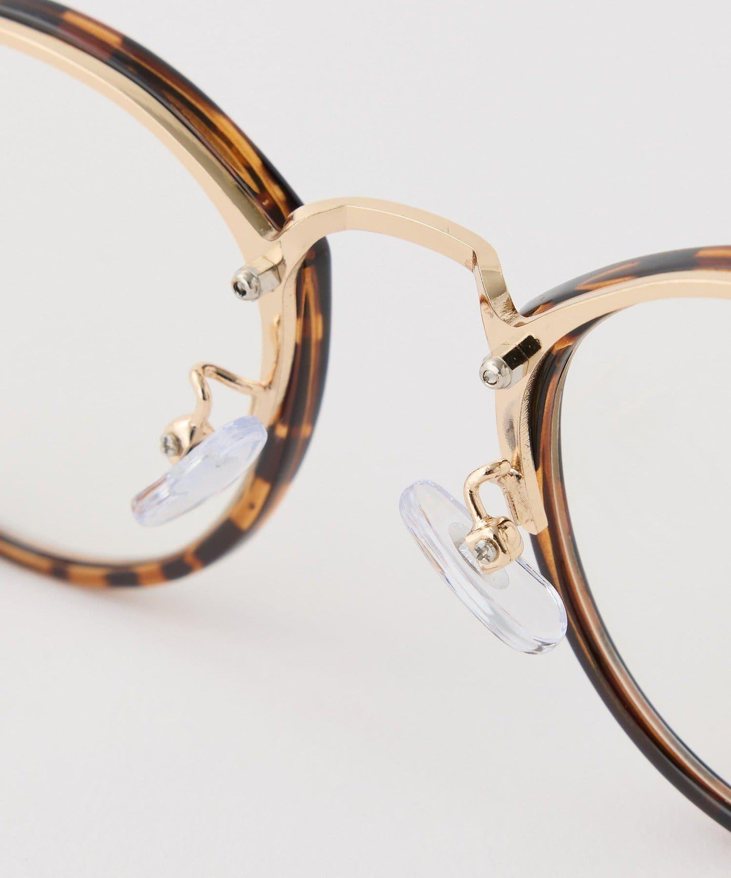 玳瑁紋裝飾眼鏡