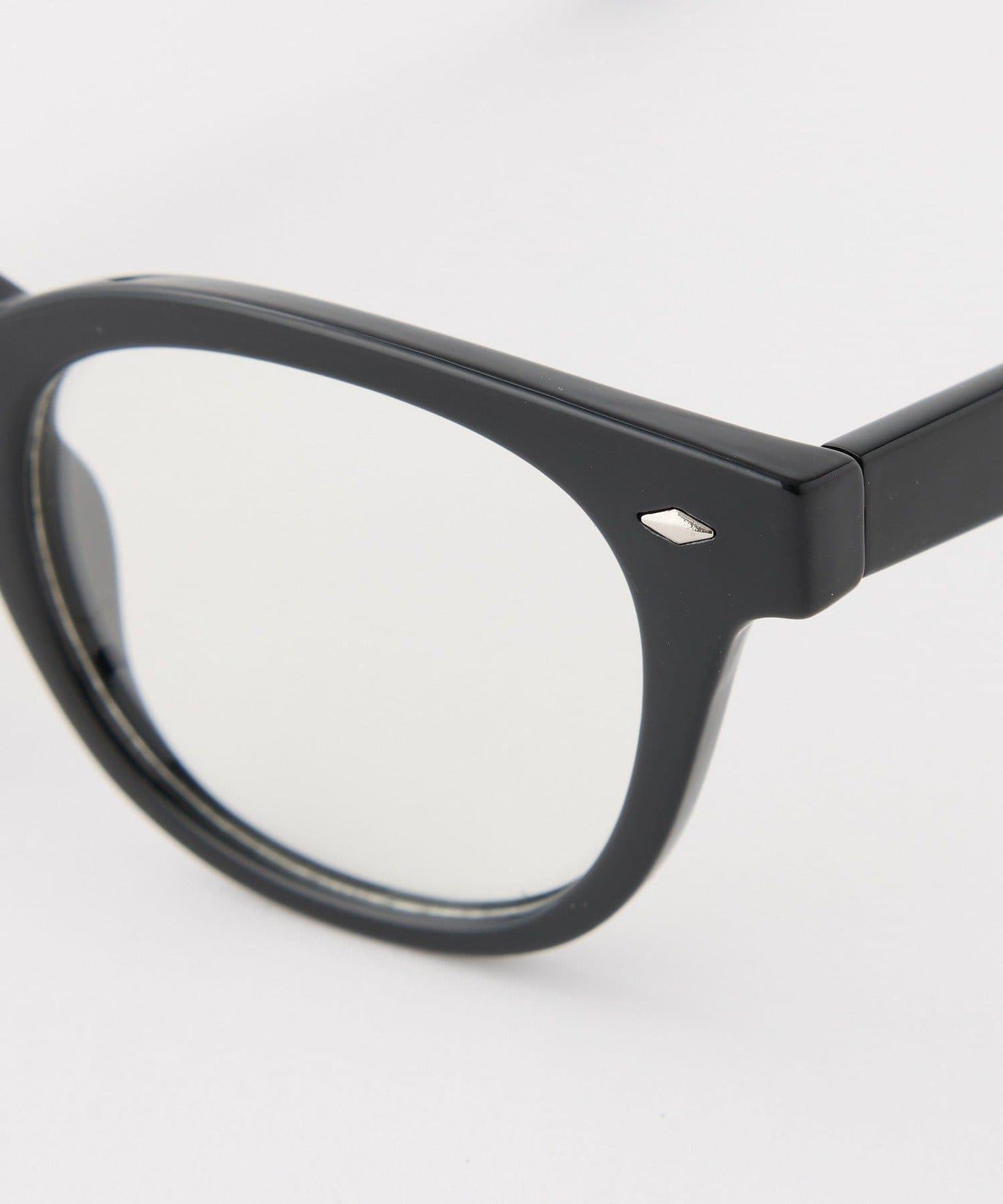 黑框變色鏡片眼鏡