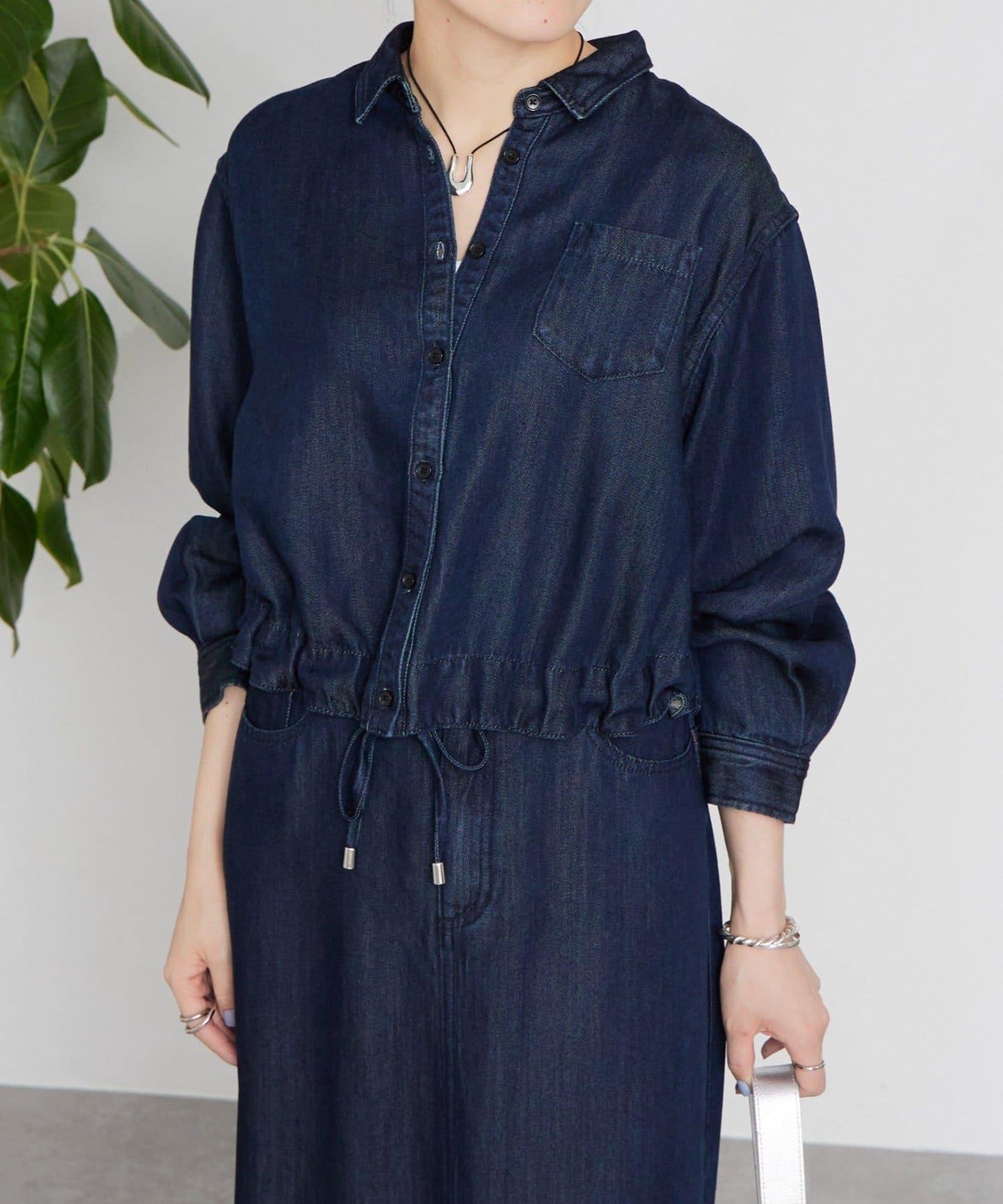 12月11日（星期四）開始 流蘇牛仔短款襯衫