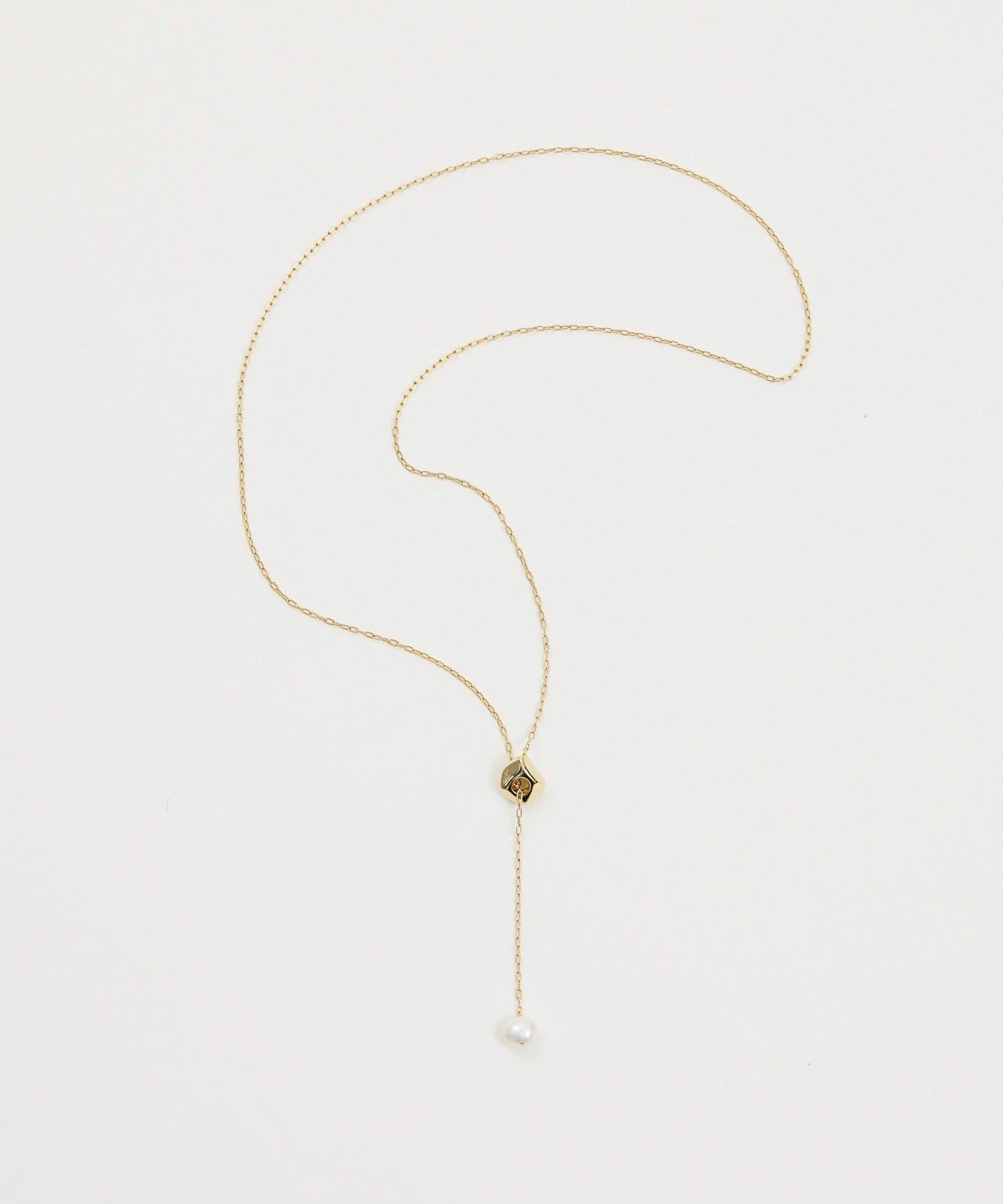 珍珠金屬質感方塊項鍊