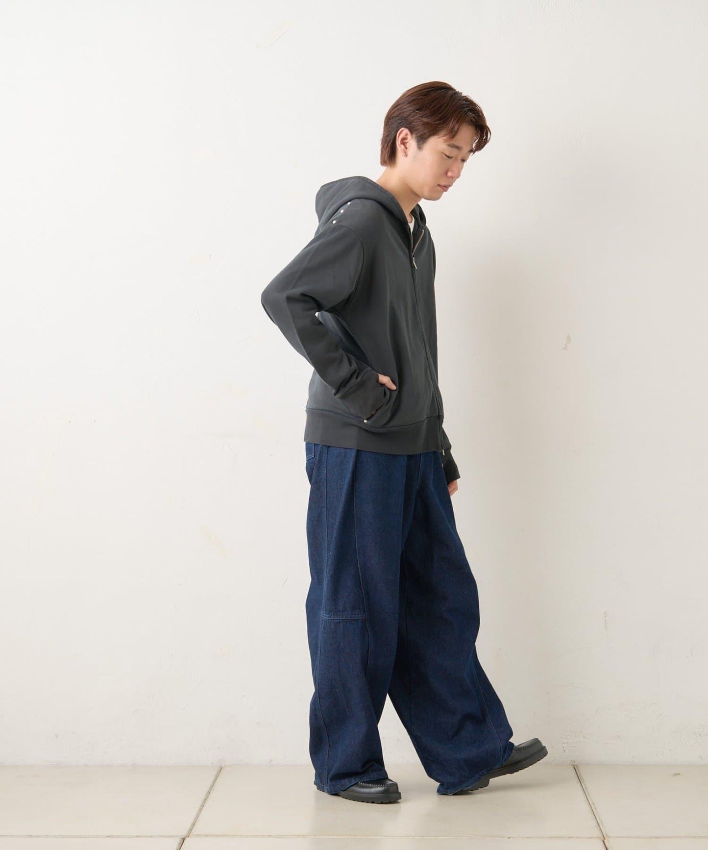 【WHIMSIC/2尺碼可選】水洗染色鉚釘衛衣拉鍊連帽衫