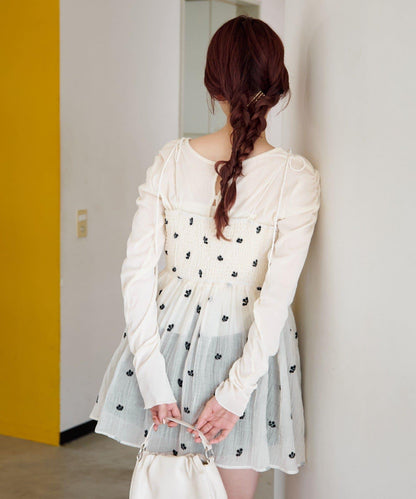 花卉刺繡吊帶長款上衣