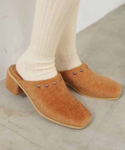 哈拉科拉圓頭鉚釘穆勒鞋