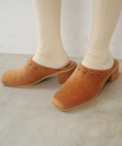 哈拉科拉圓頭鉚釘穆勒鞋