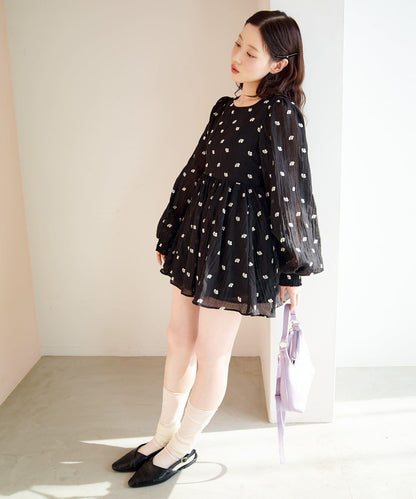 花卉刺繡迷你連衣裙