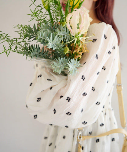 花卉刺繡迷你連衣裙