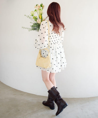 花卉刺繡迷你連衣裙