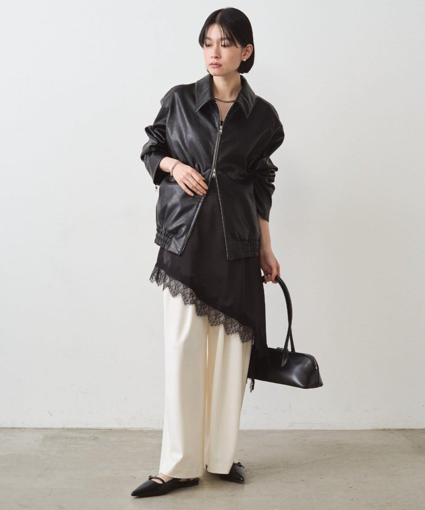 緞面蕾絲不對稱吊帶