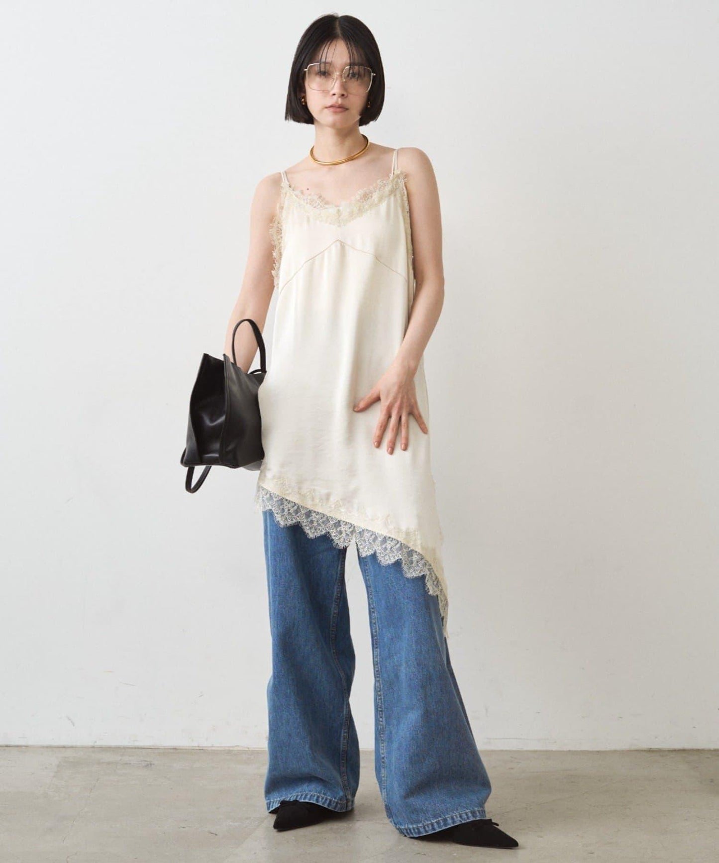 緞面蕾絲不對稱吊帶