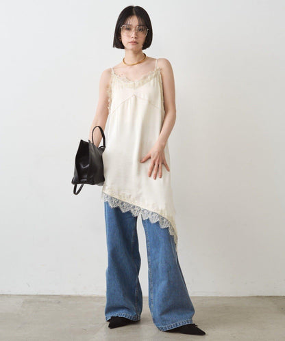 緞面蕾絲不對稱吊帶