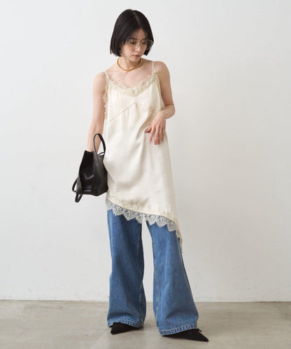 緞面蕾絲不對稱吊帶