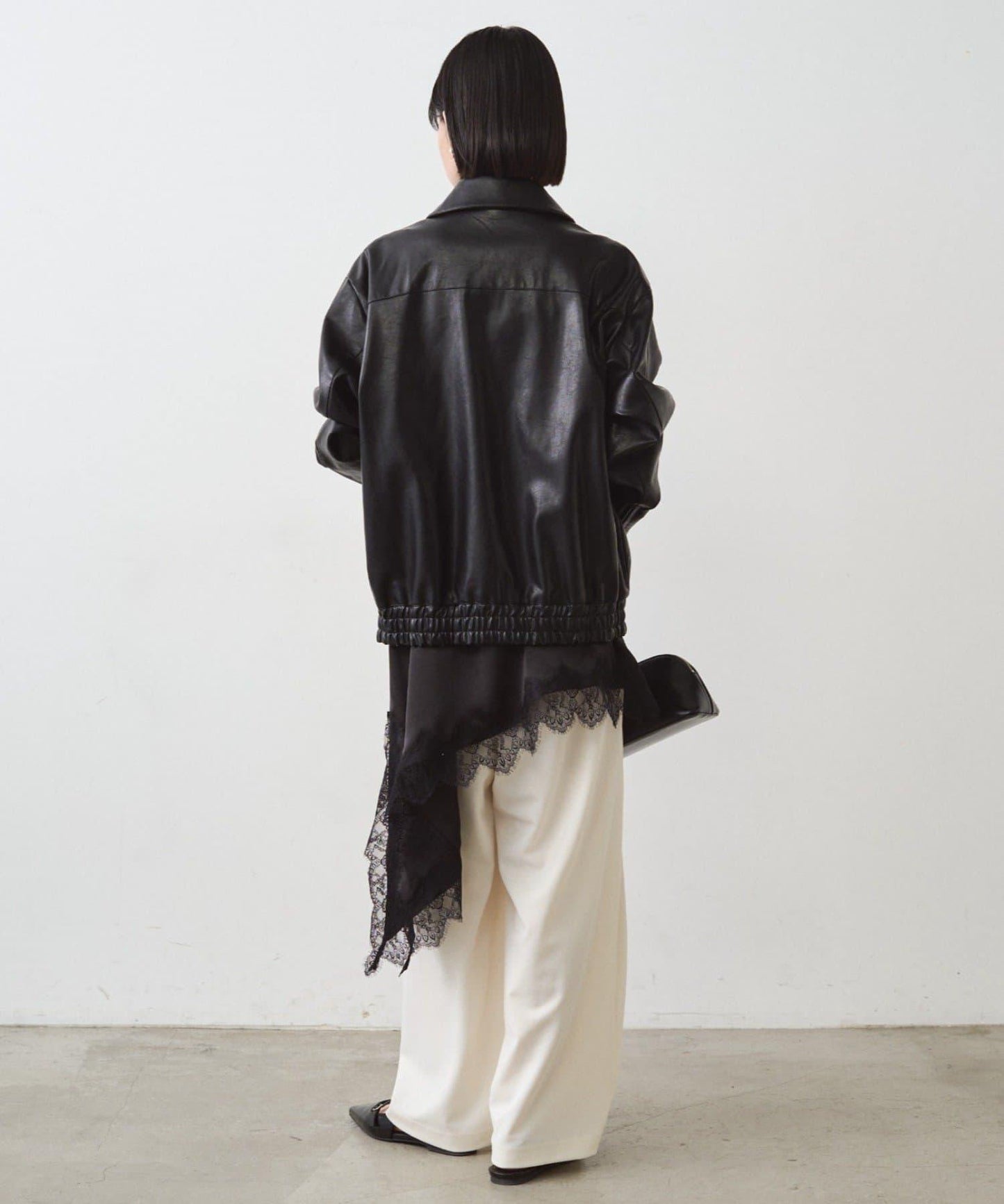 緞面蕾絲不對稱吊帶