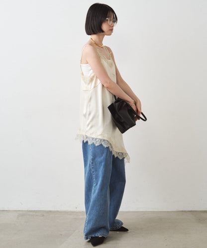 緞面蕾絲不對稱吊帶