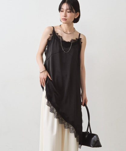 緞面蕾絲不對稱吊帶