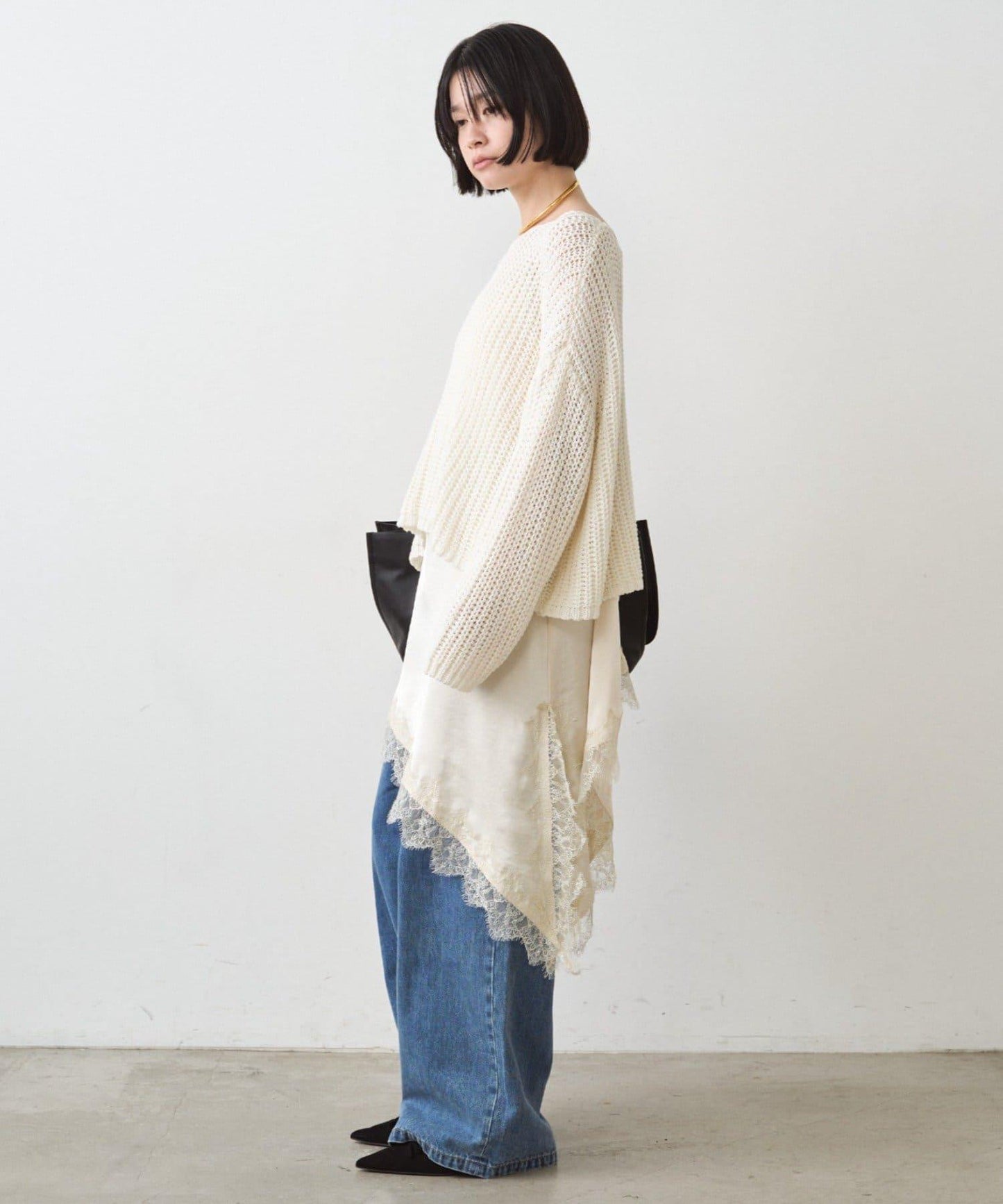 緞面蕾絲不對稱吊帶