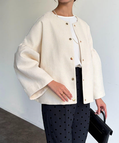 可用於正式場合的喇叭袖花呢夾克