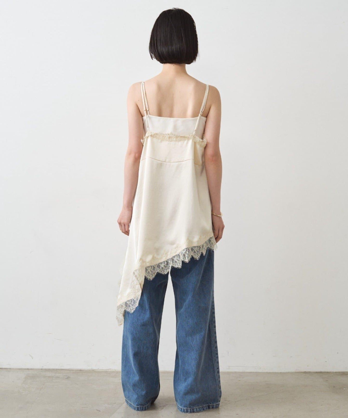 緞面蕾絲不對稱吊帶