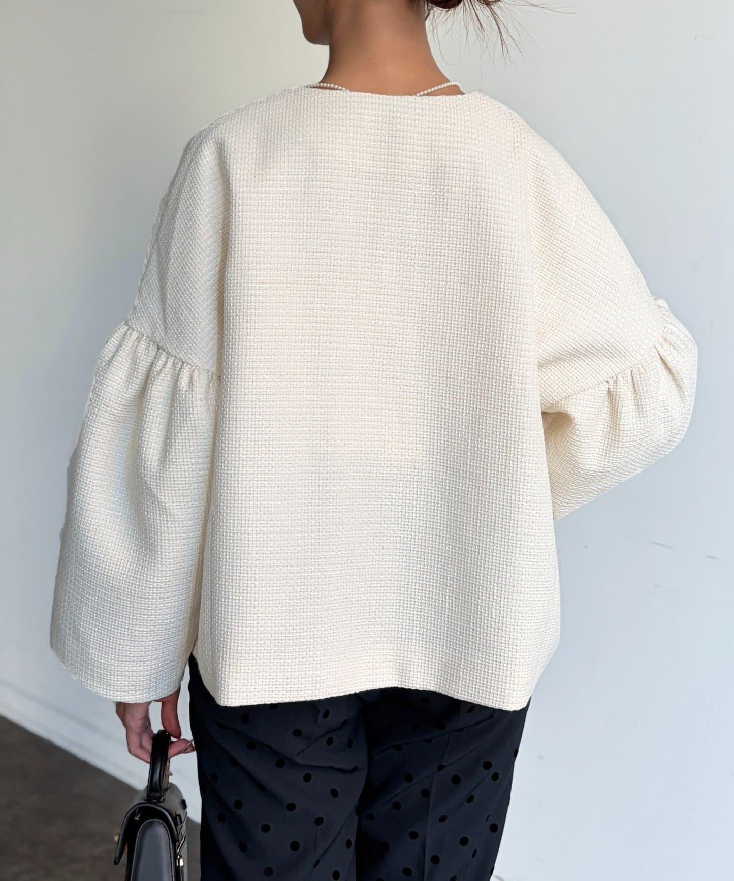 可用於正式場合的喇叭袖花呢夾克