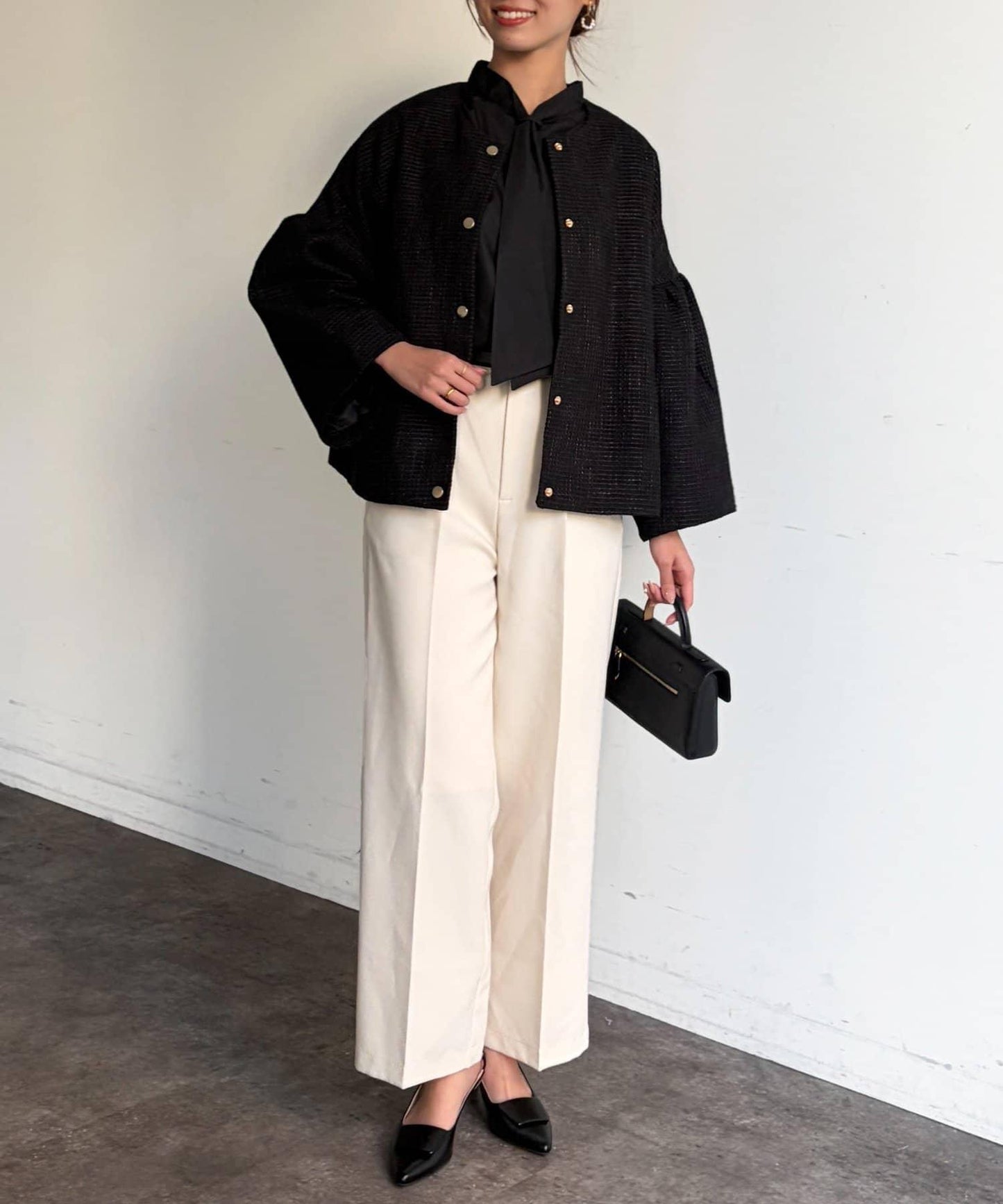 可用於正式場合的喇叭袖花呢夾克