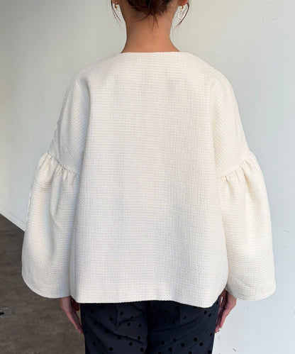 可用於正式場合的喇叭袖花呢夾克