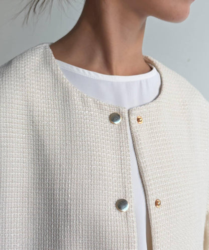 可用於正式場合的喇叭袖花呢夾克