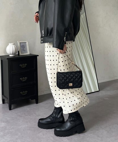緞面波點斜裁半身裙