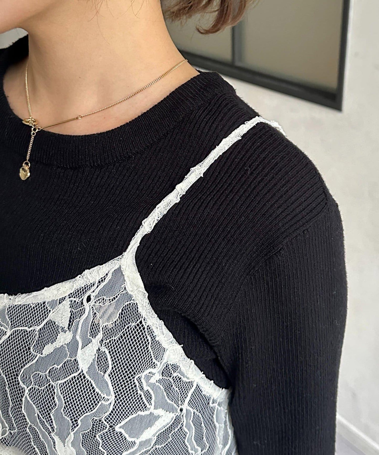 蕾絲吊帶長款上衣