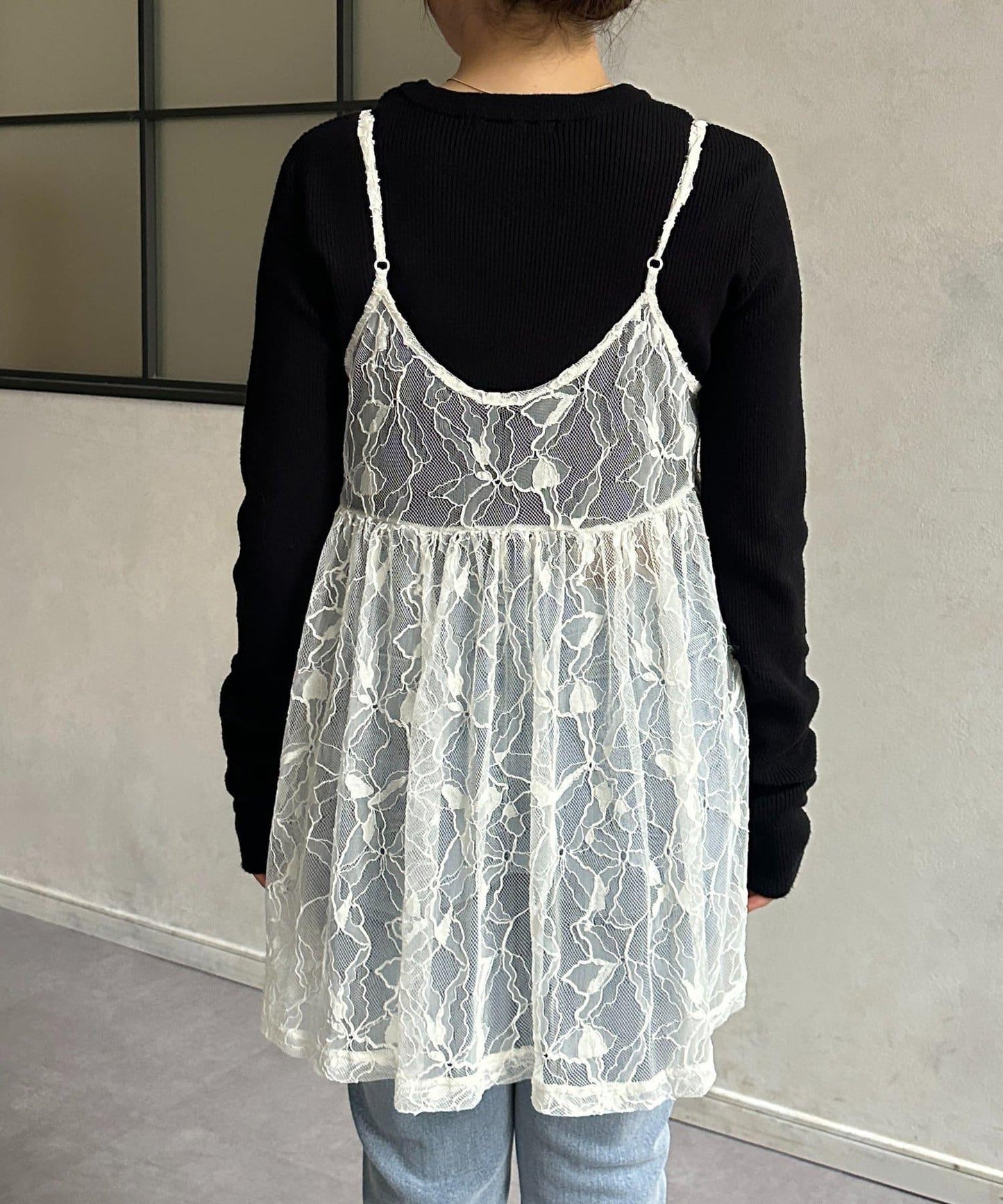 蕾絲吊帶長款上衣