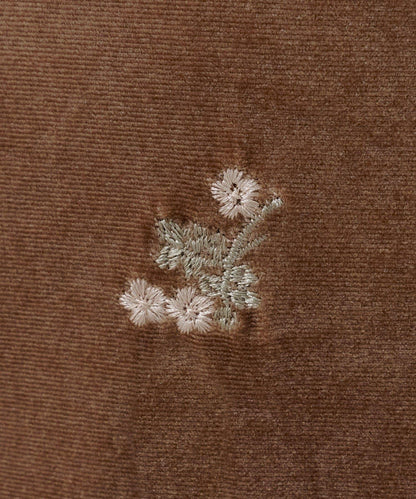 天鵝絨刺繡連衣裙