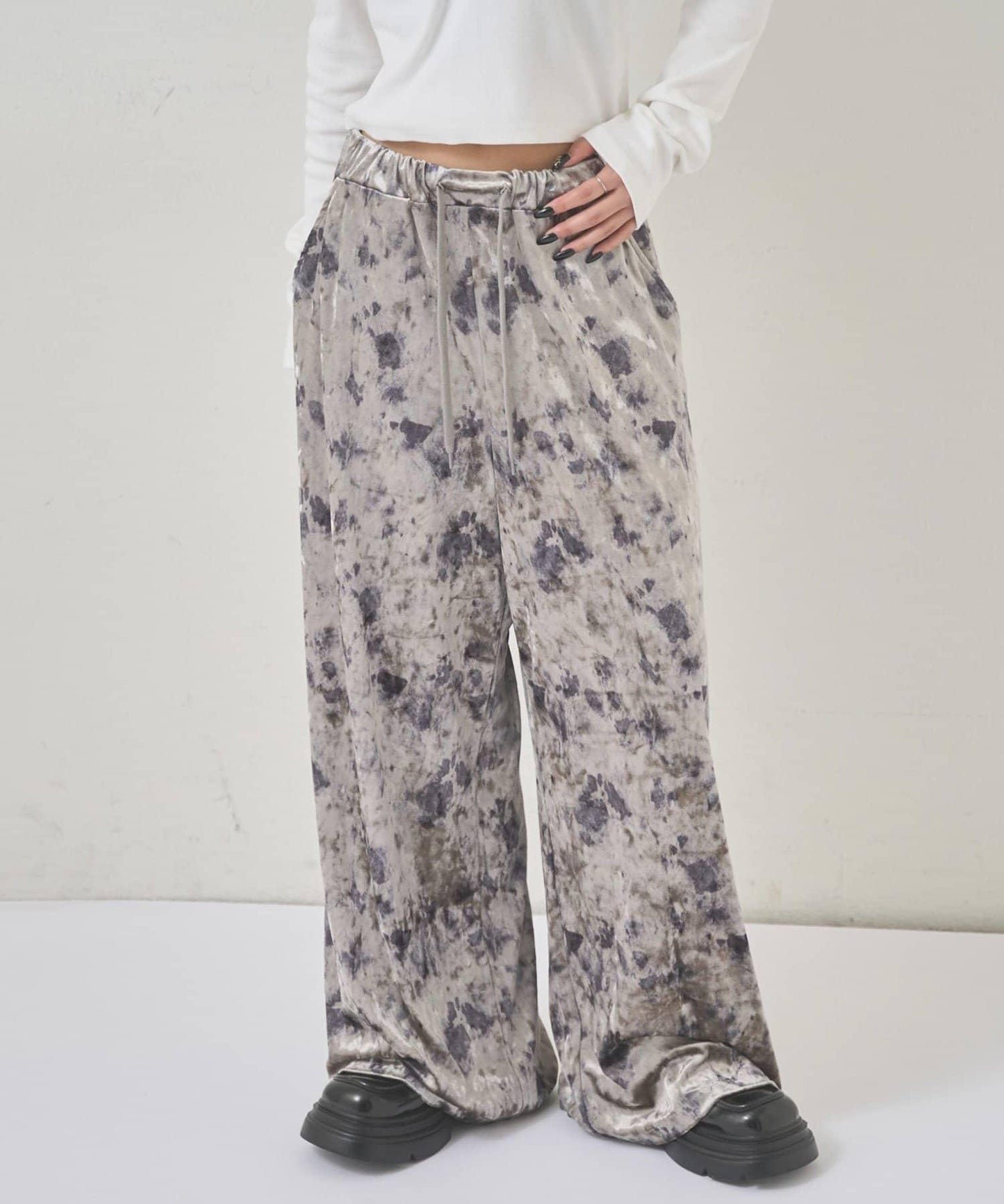 花卉圖案天鵝絨休閒褲