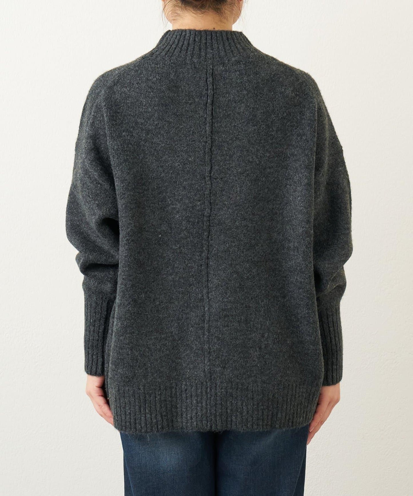 日常百搭羊絨感立領針織衫