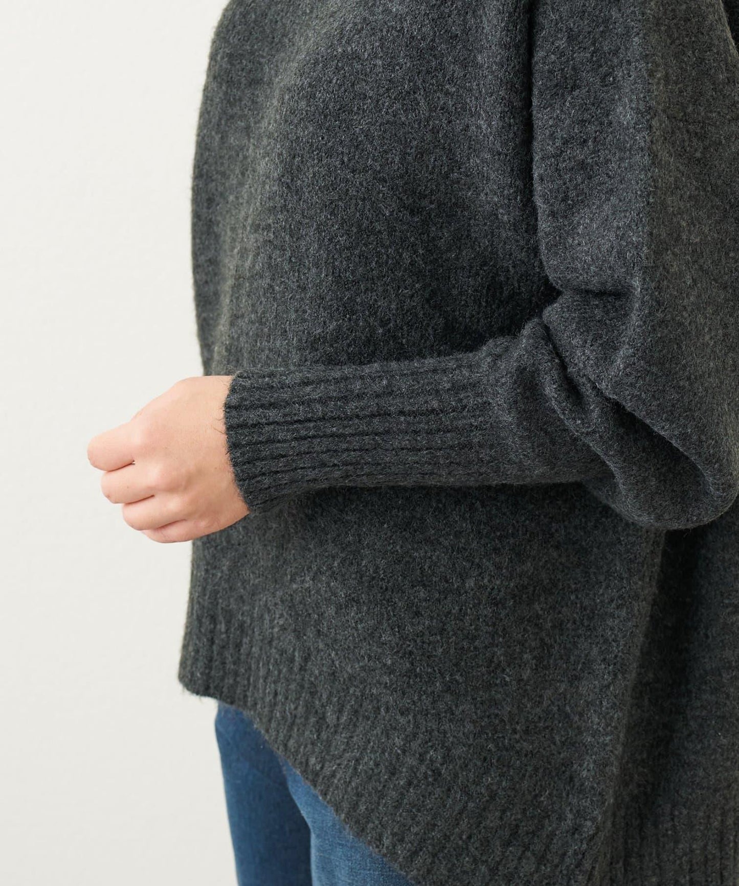 日常百搭羊絨感立領針織衫