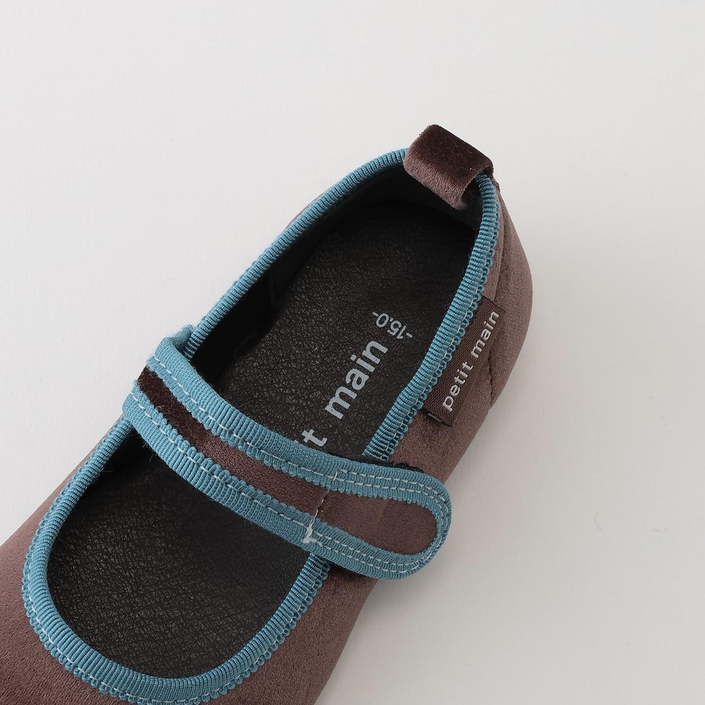 單帶天鵝絨女鞋