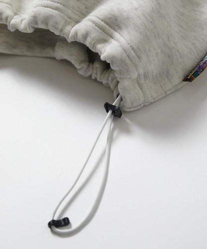 寬鬆版型抽繩針織面料單點logo拉鍊連帽衛衣