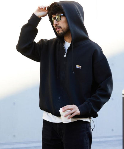 寬鬆版型抽繩針織面料單點logo拉鍊連帽衛衣