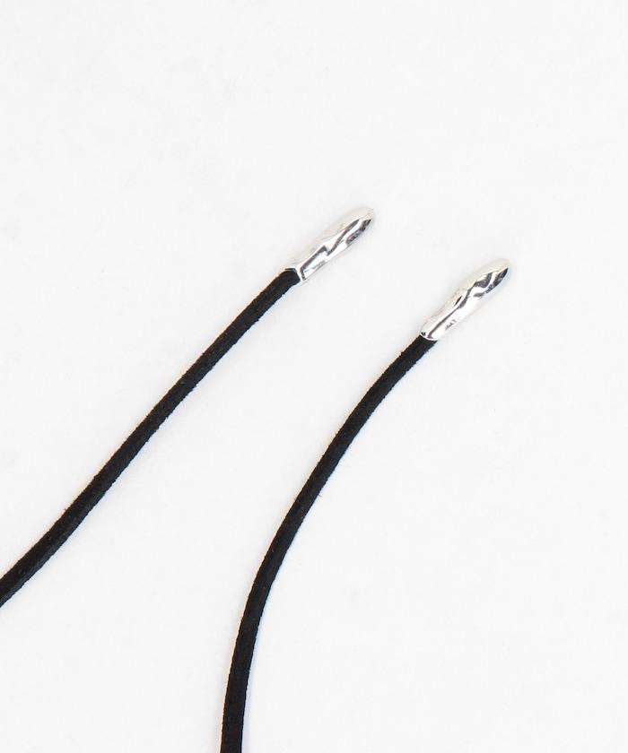 帶有細膩吊飾的繩索項鍊