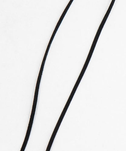 帶有細膩吊飾的繩索項鍊