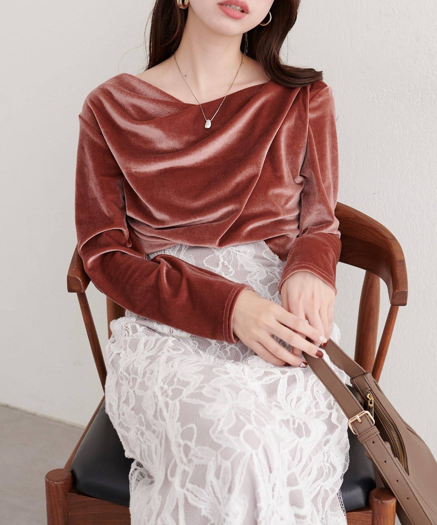 亮片天鵝絨垂墜感套頭衫