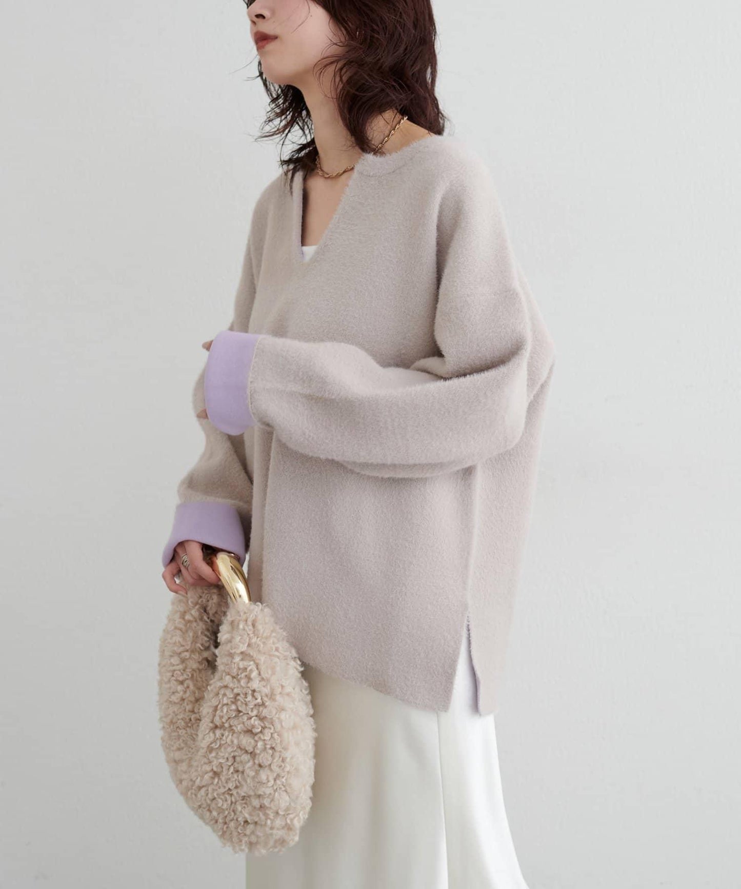 接結W面料羽毛紗針織套頭衫