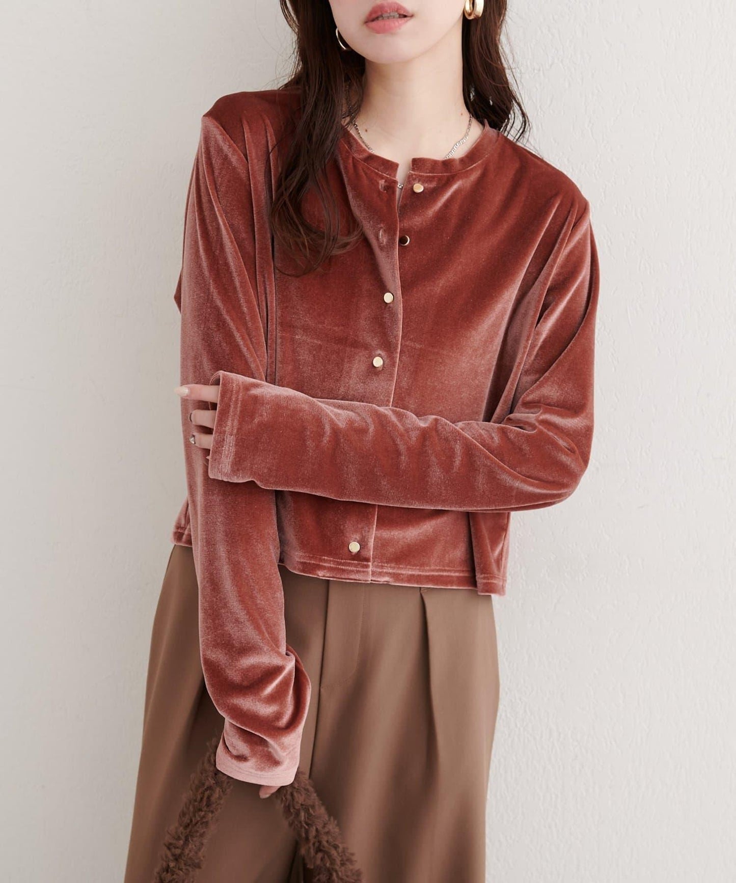 亮片天鵝絨圓領開衫