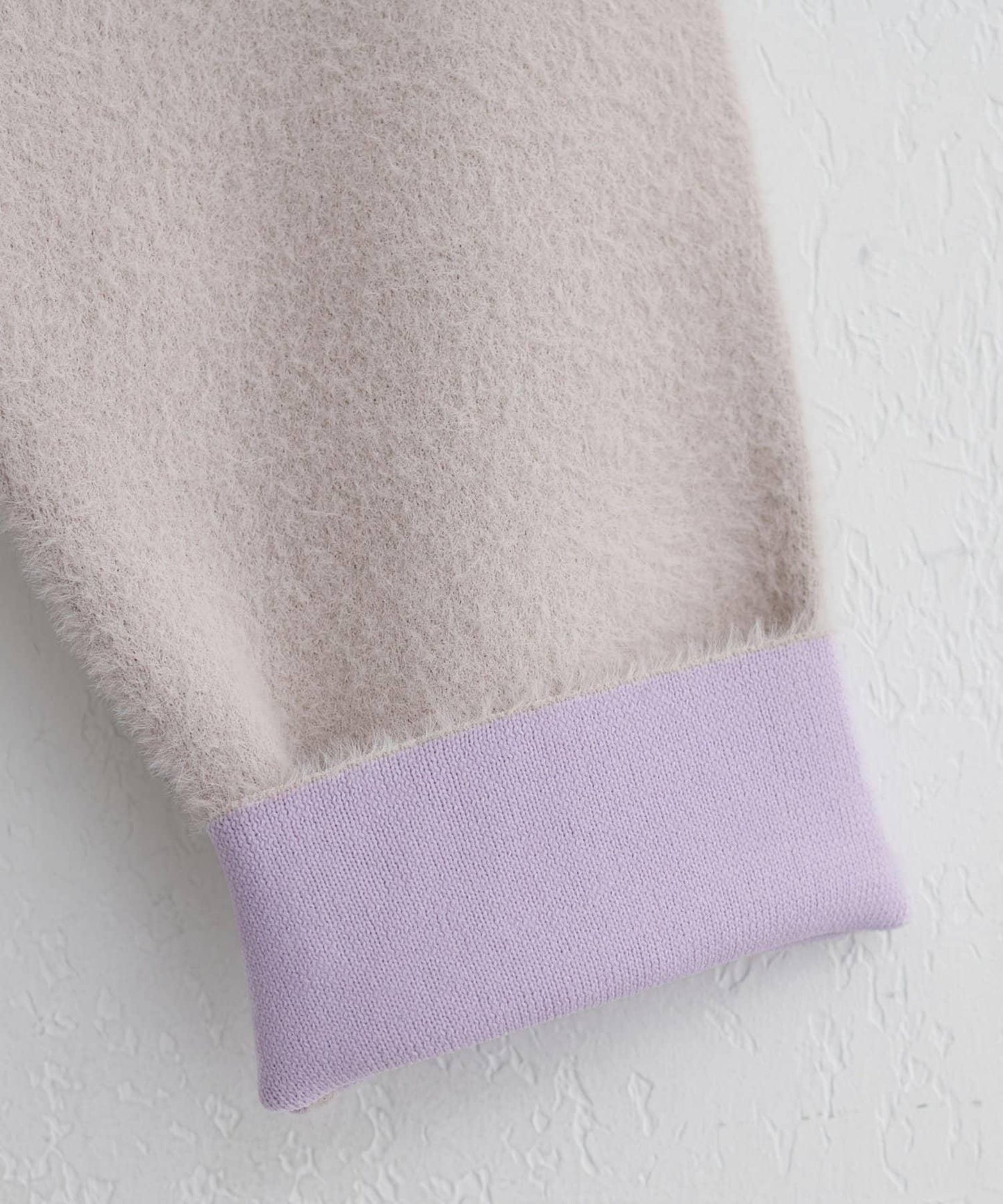 接結W面料羽毛紗針織套頭衫