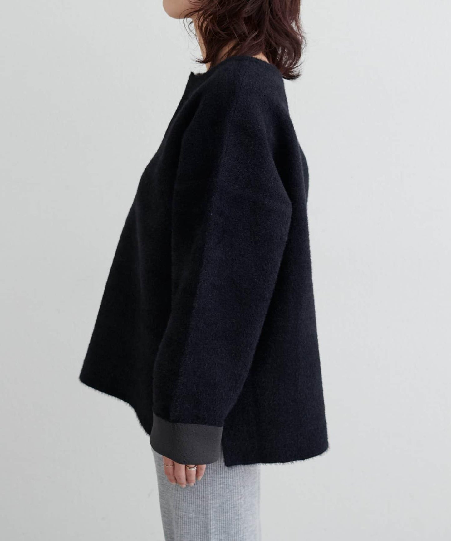 接結W面料羽毛紗針織套頭衫