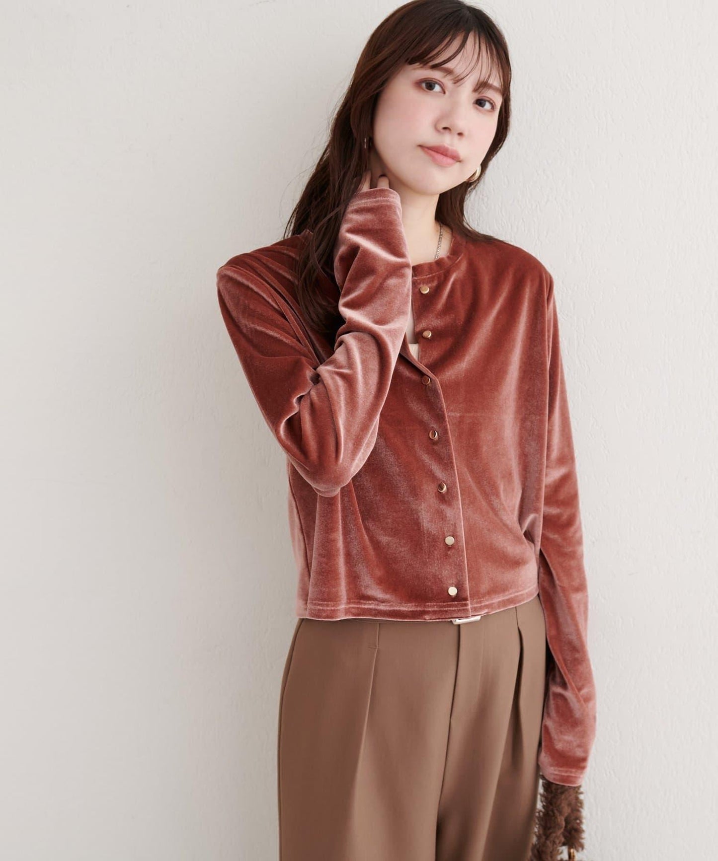 亮片天鵝絨圓領開衫