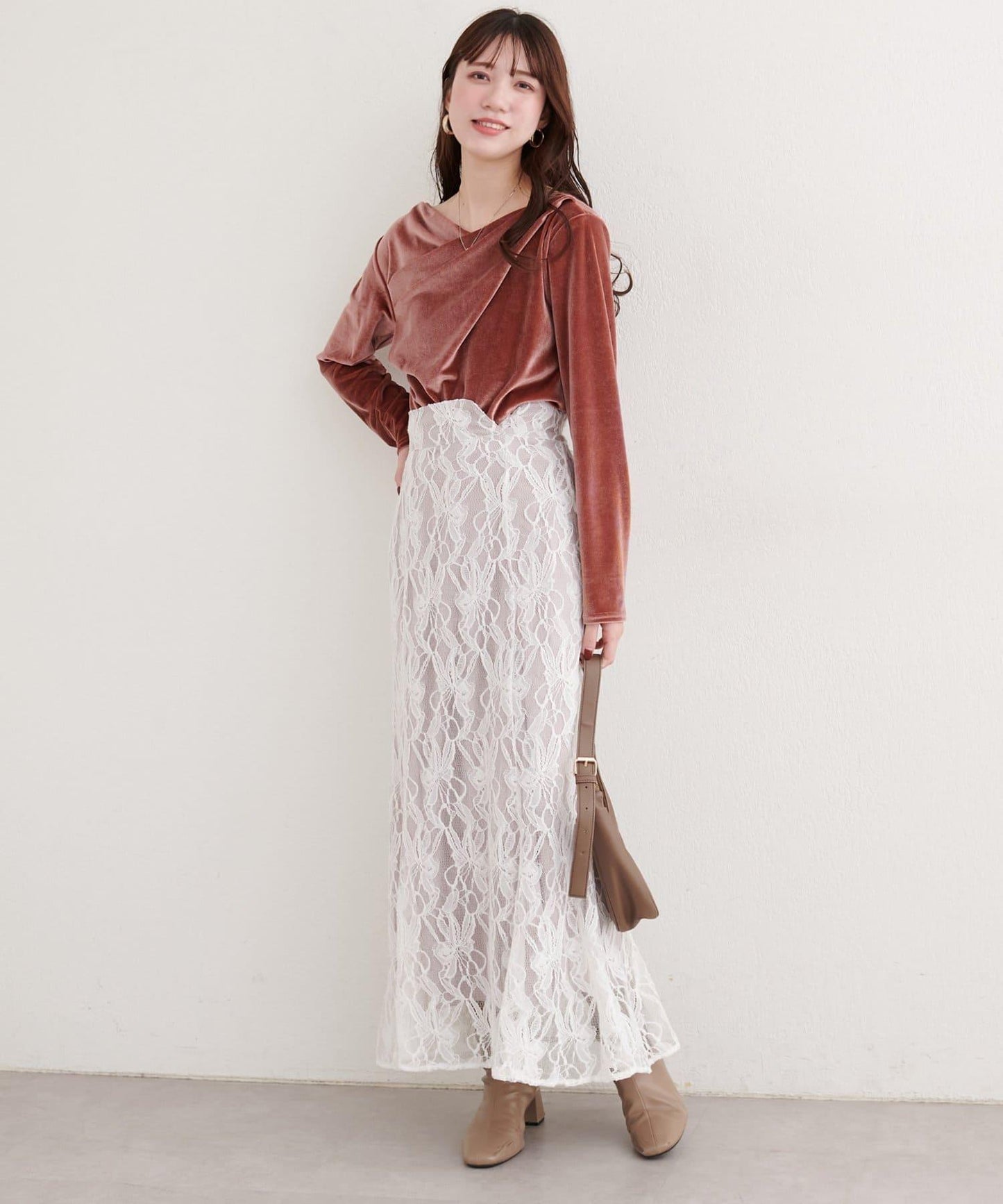 亮片天鵝絨垂墜感套頭衫