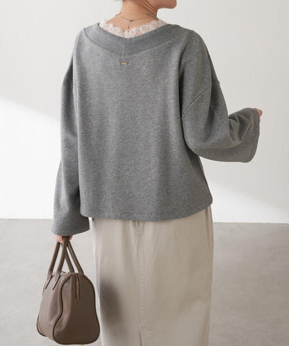 【顯高級感/小臉效果】蕾絲V領衛衣