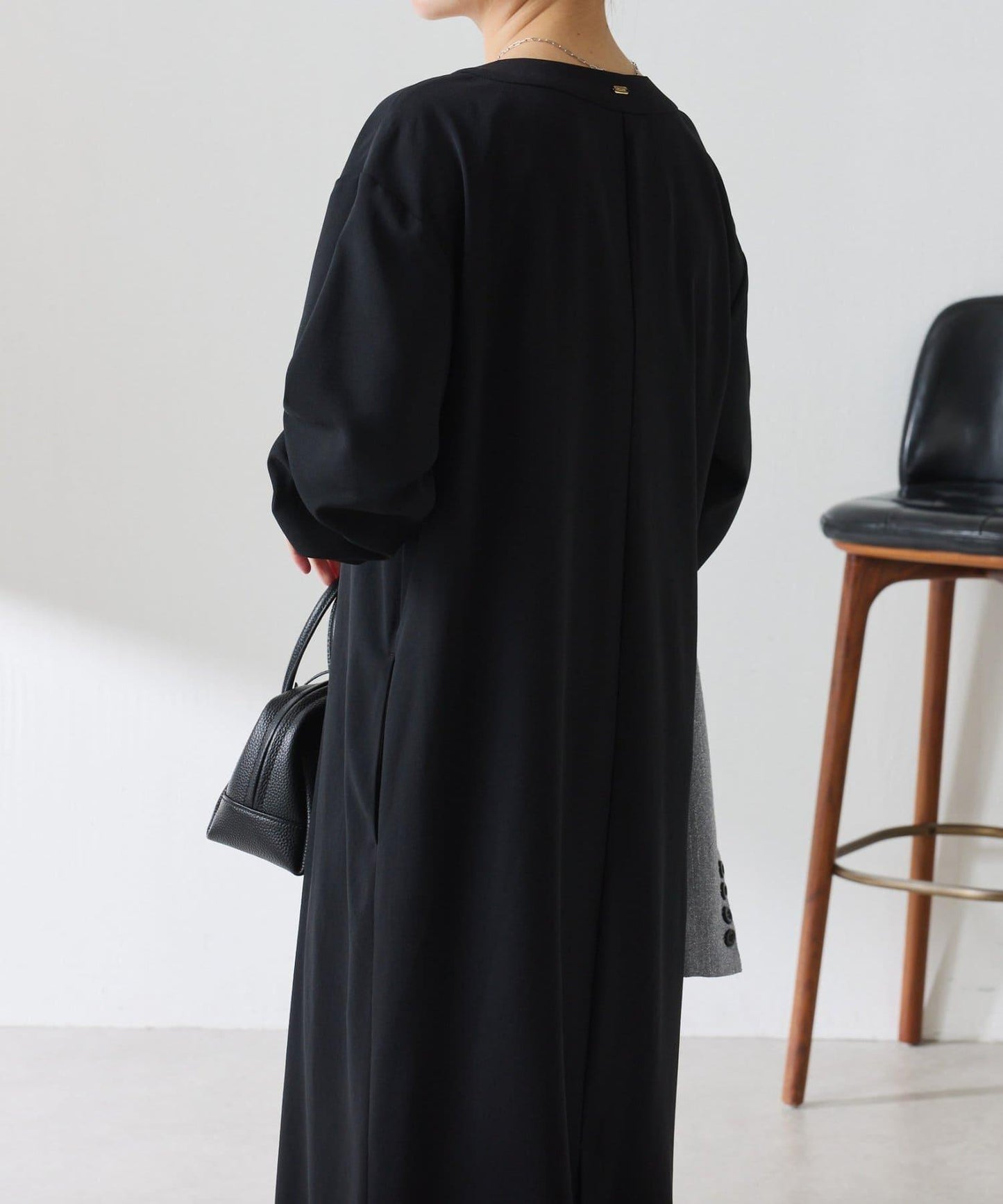 V領運動連衣裙/禮服