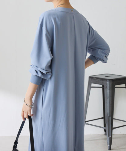 V領運動連衣裙/禮服