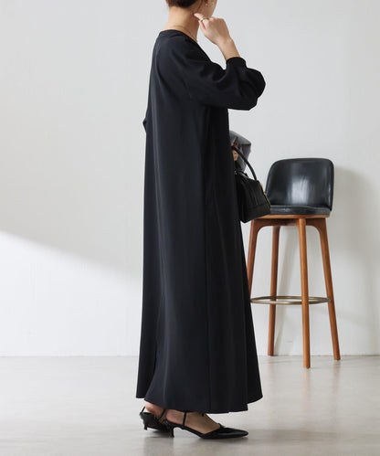 V領運動連衣裙/禮服