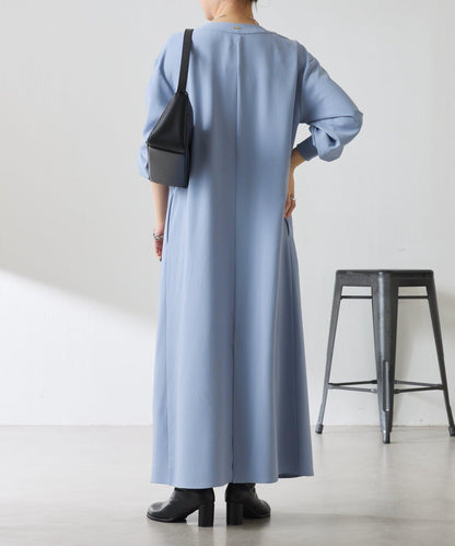 V領運動連衣裙/禮服